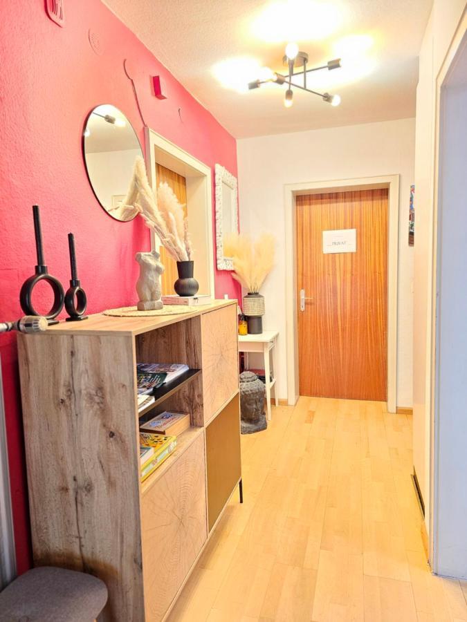 Doppelzimmer 2 I Geteiltes Bad & Kueche I Mit Dem Zug Nur 4 Min Bis Zum Hauptbahnhof Freiburg im Breisgau Kültér fotó